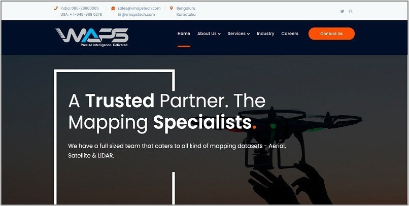 Image Border Editor: https://www.tuxpi.com/photo-effects/borders